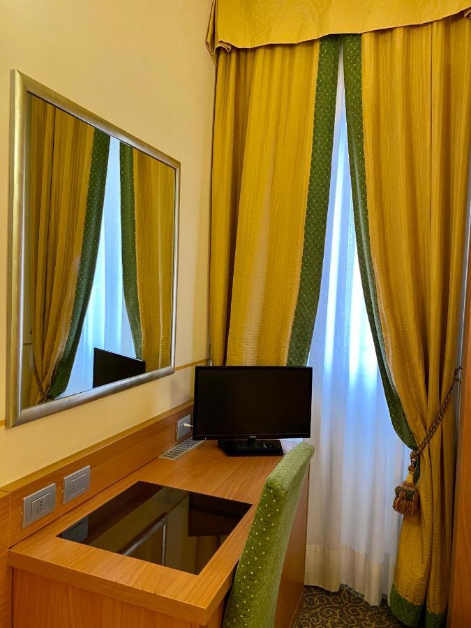 Hotel Kristall Corsico Ngoại thất bức ảnh