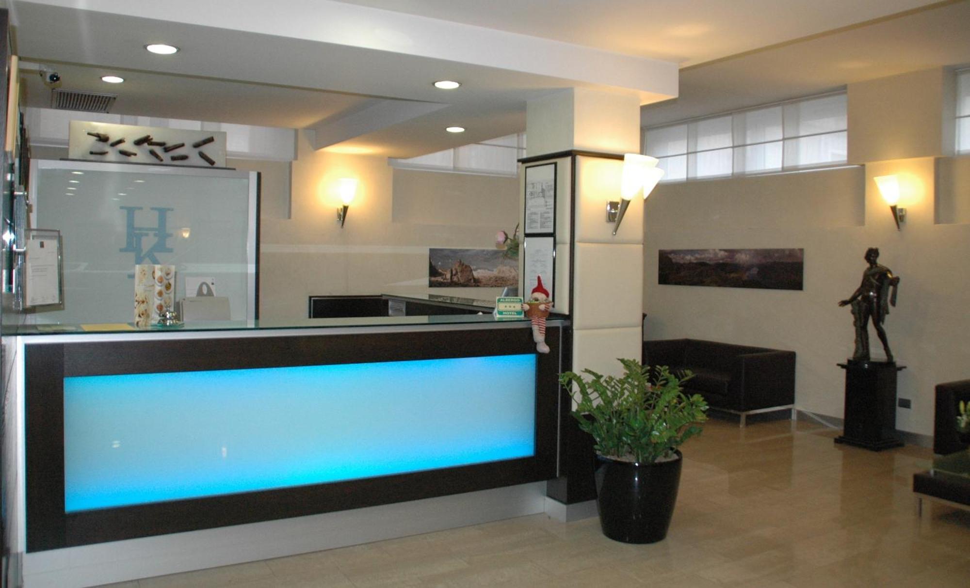 Hotel Kristall Corsico Ngoại thất bức ảnh